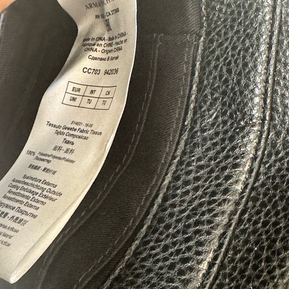 NWT - Armani Exchange Cross Body Bag - Picture 2 of 7